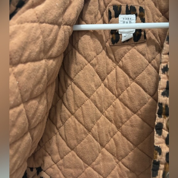 Baby Gap leopard print quilted jacket sz 0-6 months - Picture 3 of 5